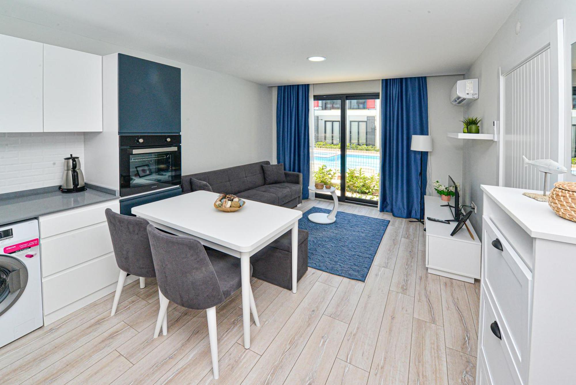 C Suites Antalia Airport Exteriér fotografie
