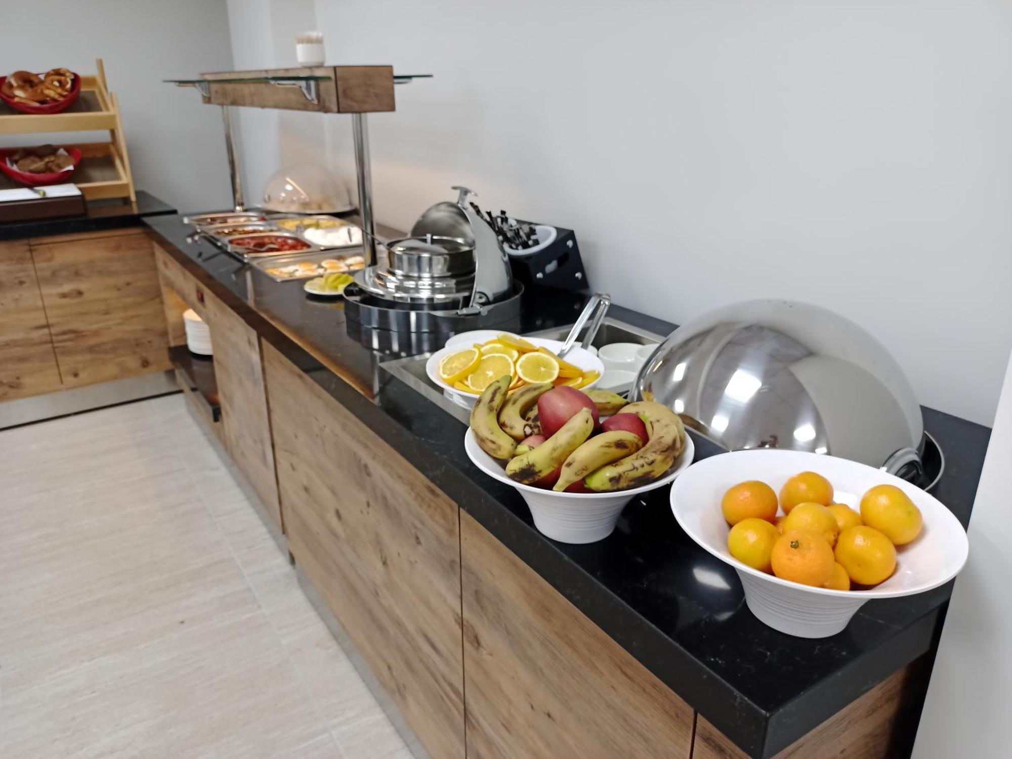 C Suites Antalia Airport Exteriér fotografie